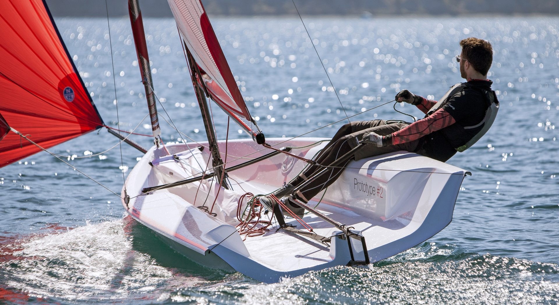 Beneteau First 14 SE Exterior 4