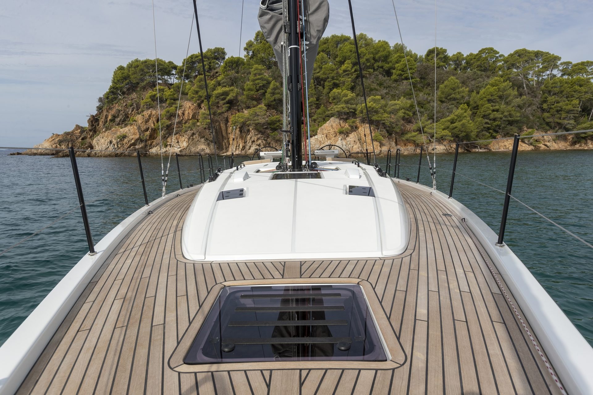 Beneteau First 44 Interior 1