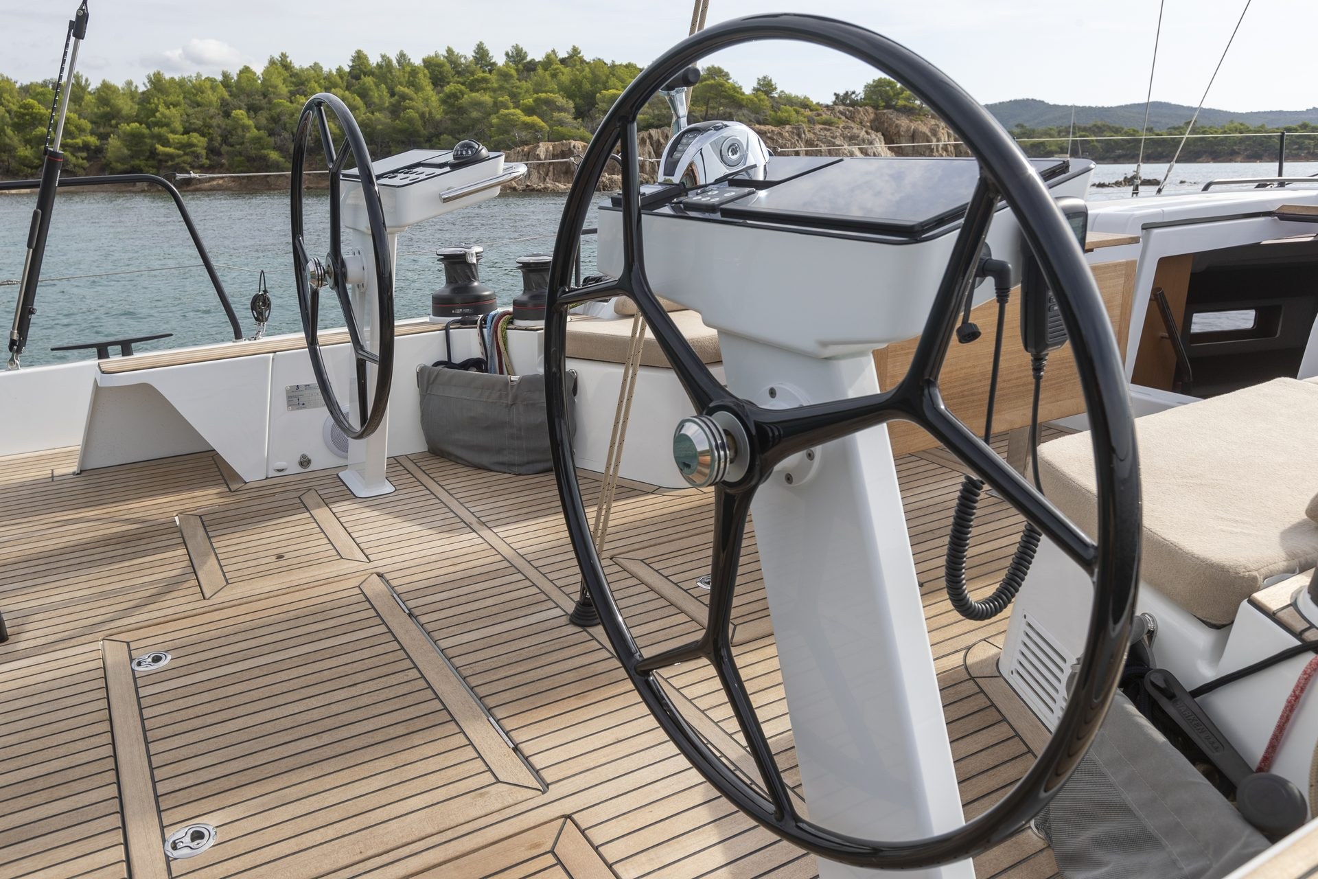 Beneteau First 44 Interior 3