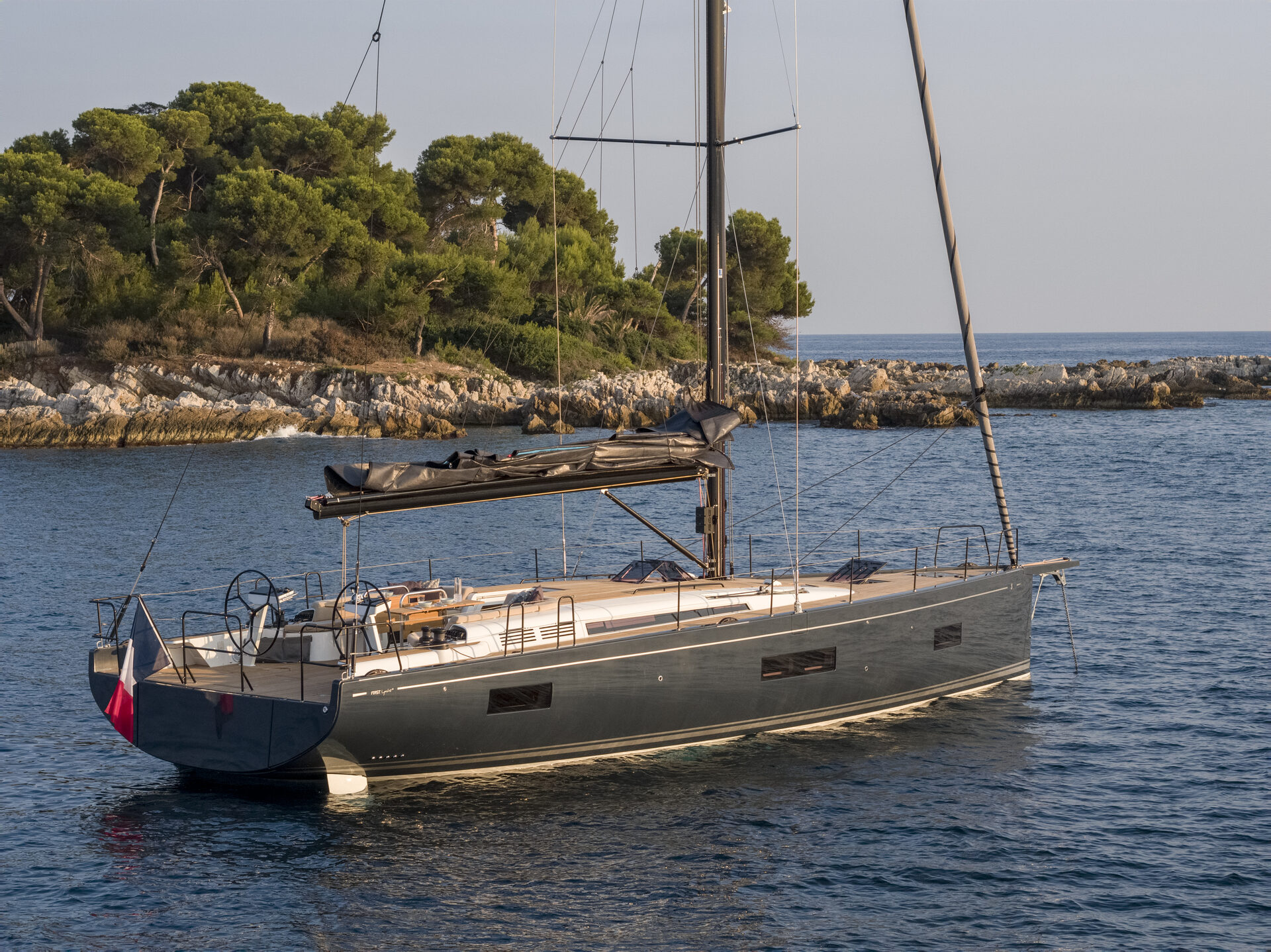 Beneteau First 53 Exterior 7