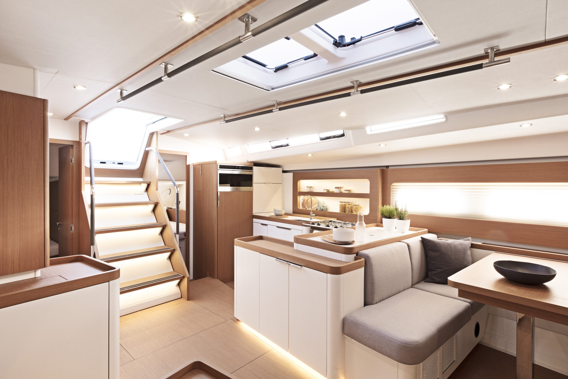 Beneteau First 53 Interior 4