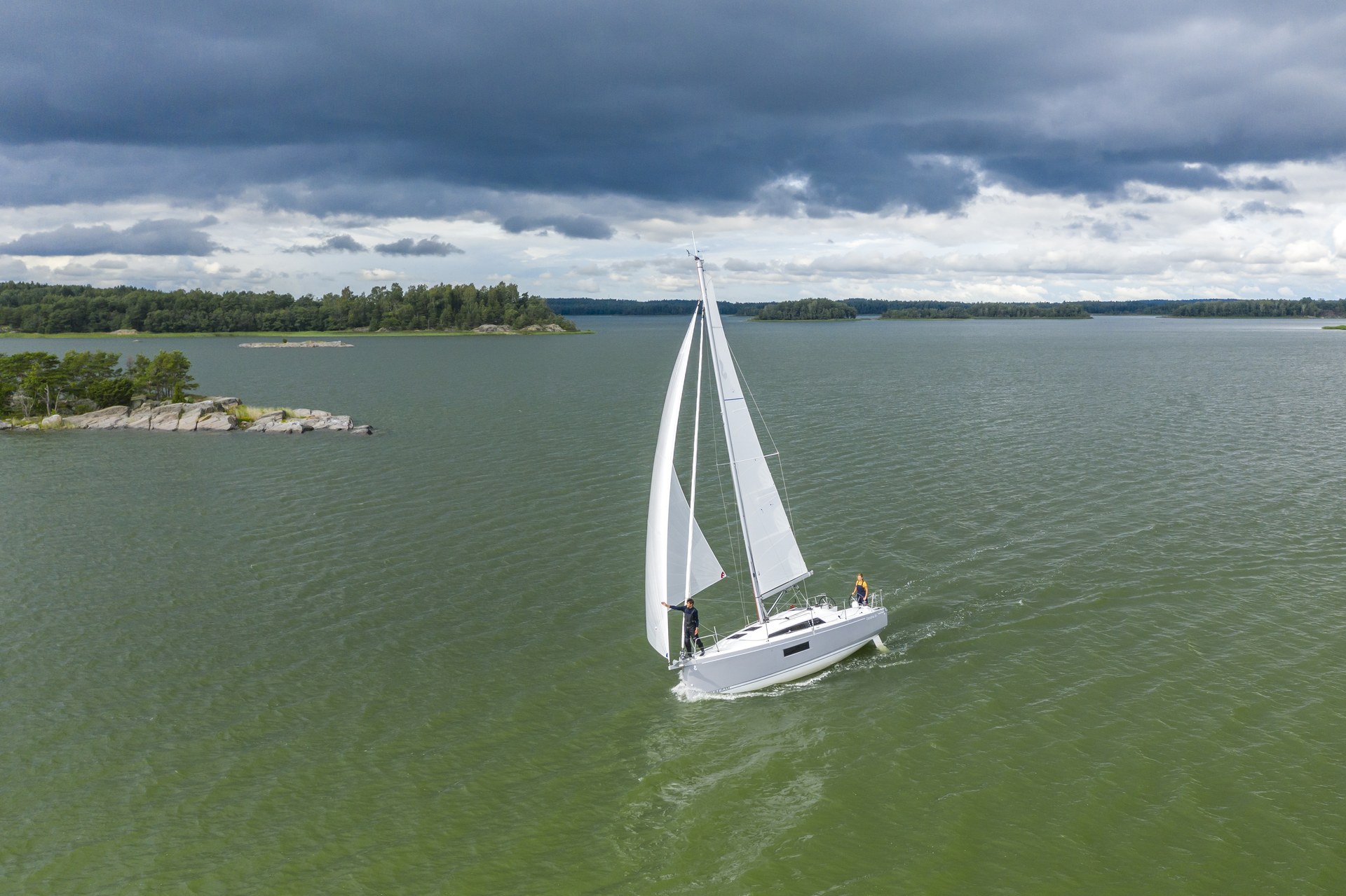 Beneteau Oceanis 30.1 Exterior 4