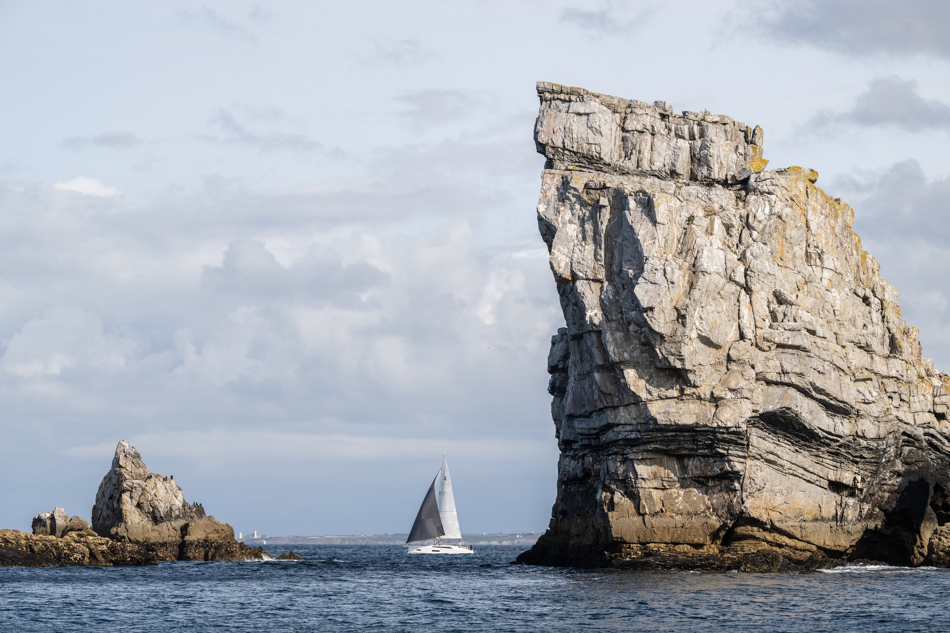 Beneteau Oceanis 37.1 Exterior 2