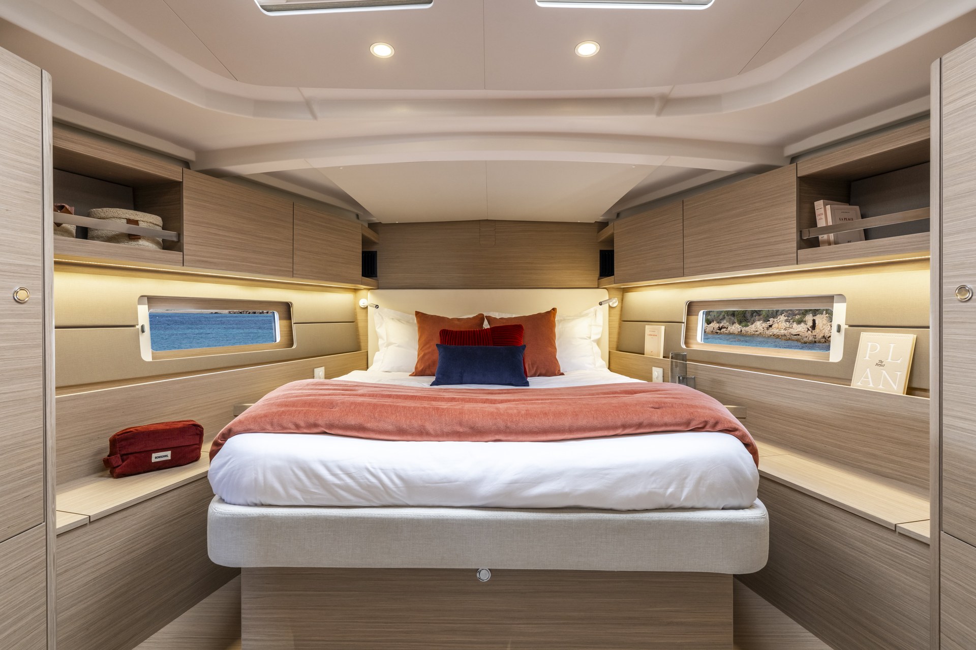 Beneteau Oceanis 47 Interior 1