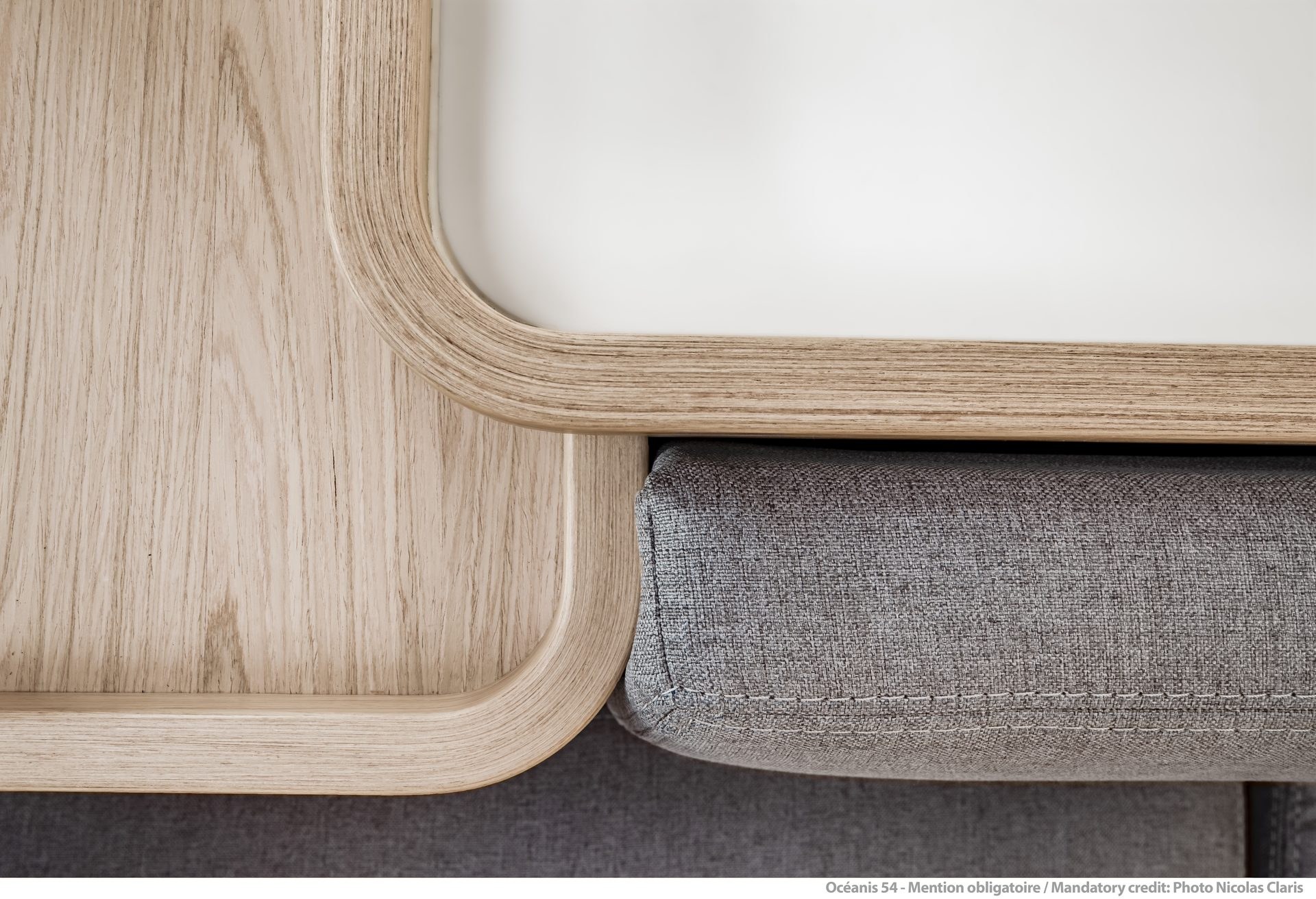 Beneteau Oceanis Yacht 54 Interior 1