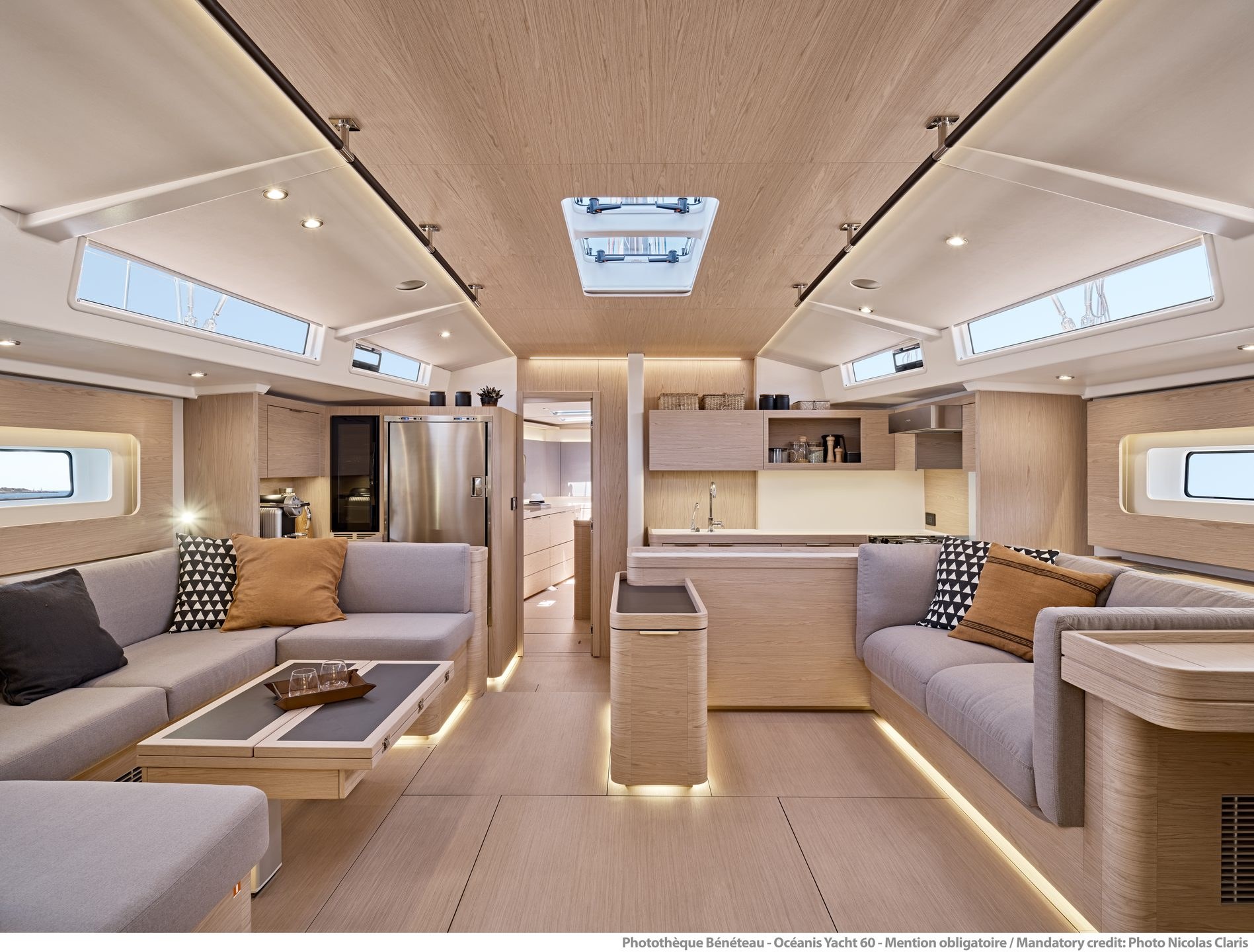 Beneteau Oceanis Yacht 60 Interior 2